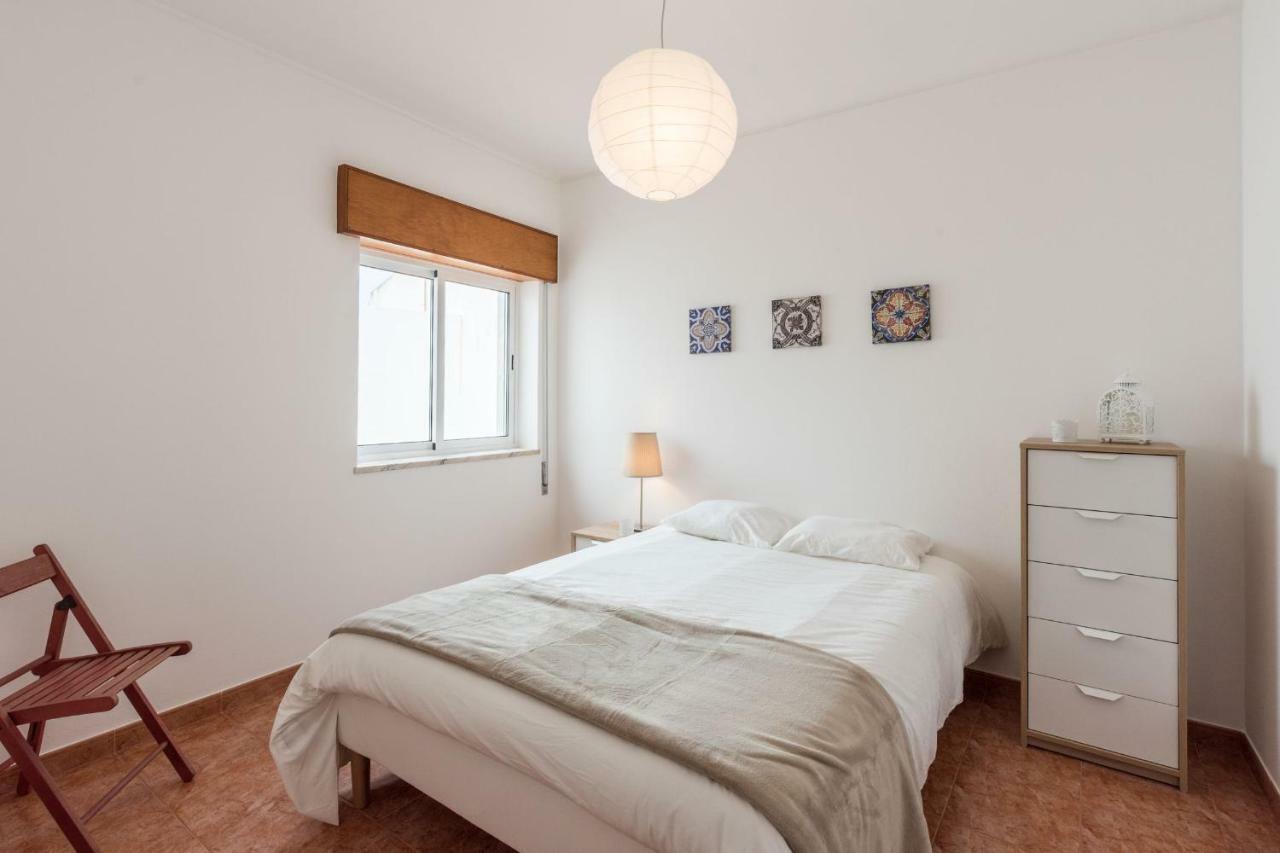 Lovelystay - 3 Bedroom Apartment In Вила-ду-Биспо Экстерьер фото