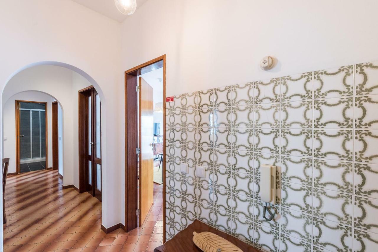 Lovelystay - 3 Bedroom Apartment In Вила-ду-Биспо Экстерьер фото