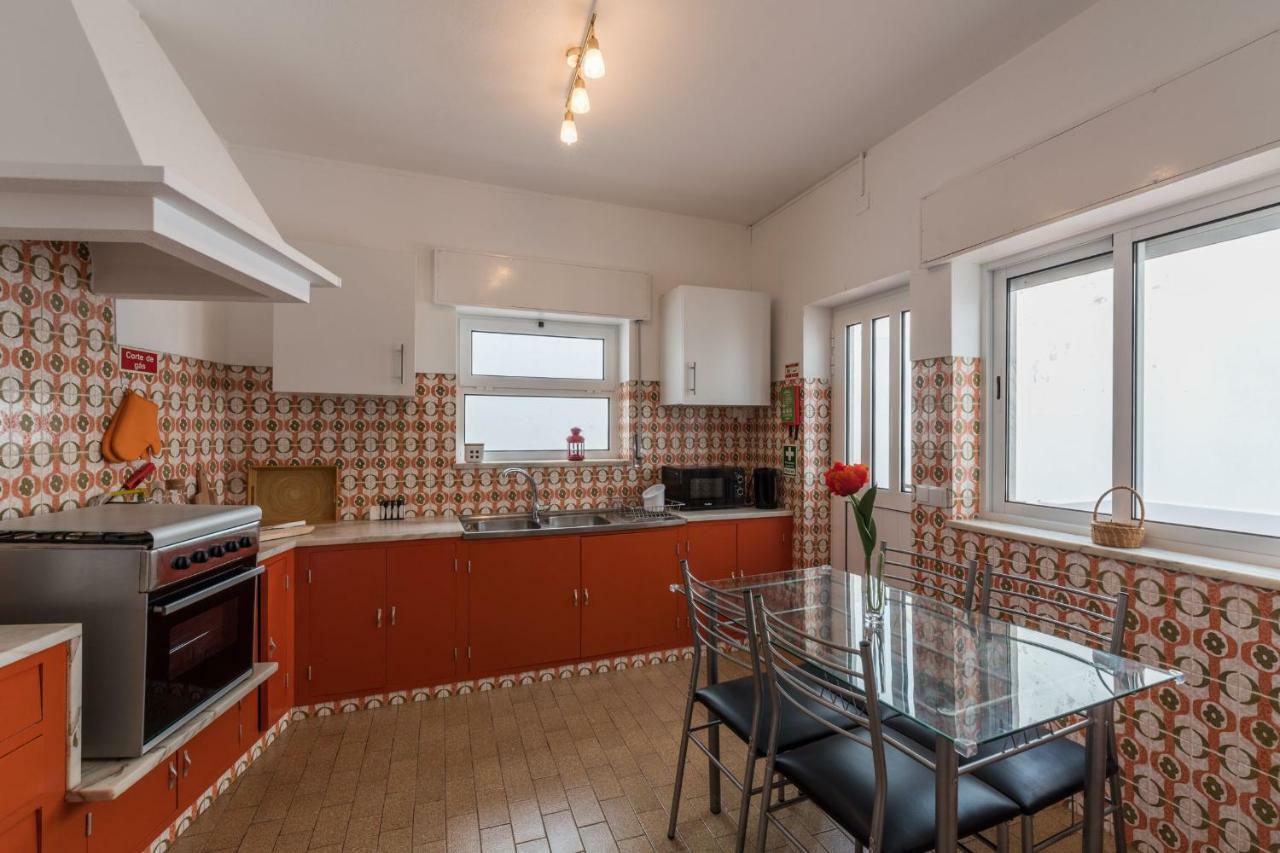 Lovelystay - 3 Bedroom Apartment In Вила-ду-Биспо Экстерьер фото